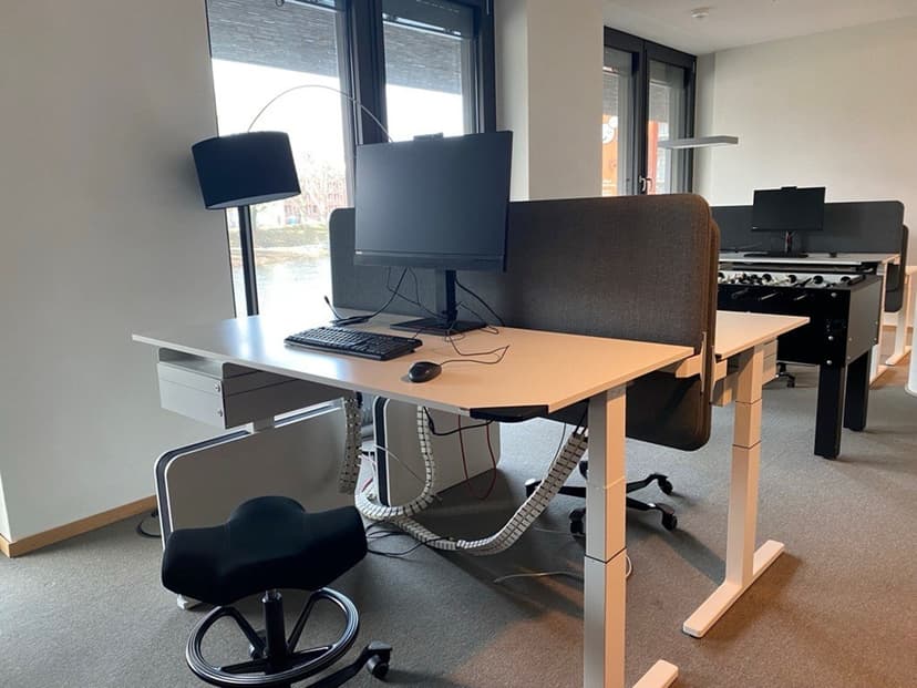 Office at Teerhof 59