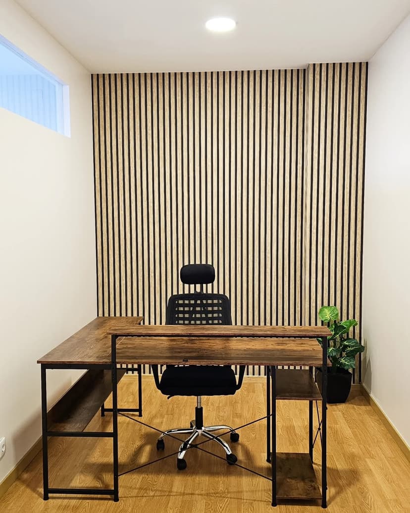 Office at Rua Luís de Camões 55
