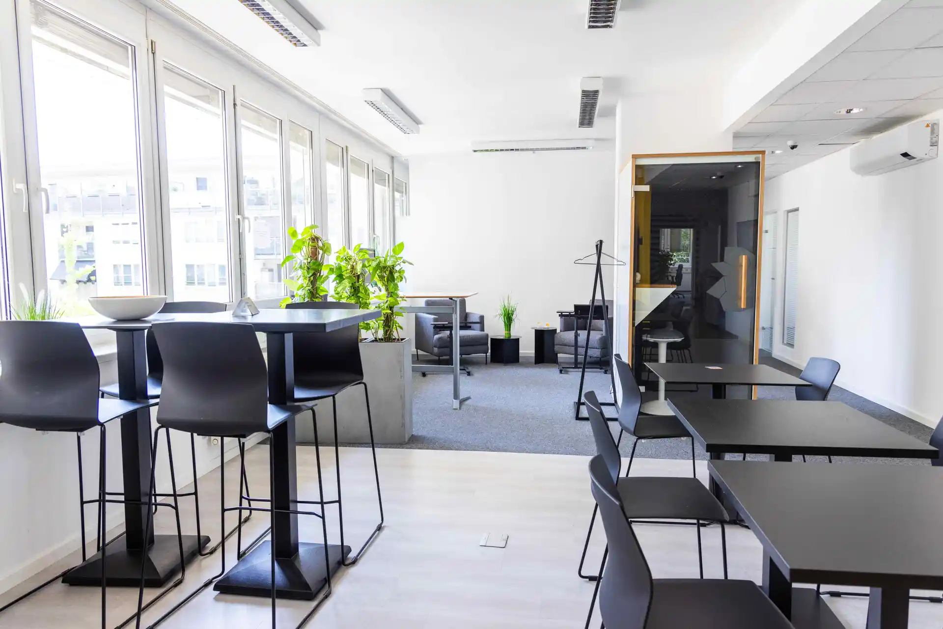 office at Anton-Baumgartner-Straße