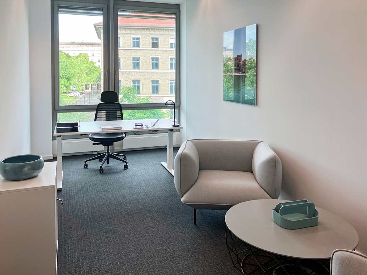 office at HafenCity Coworking